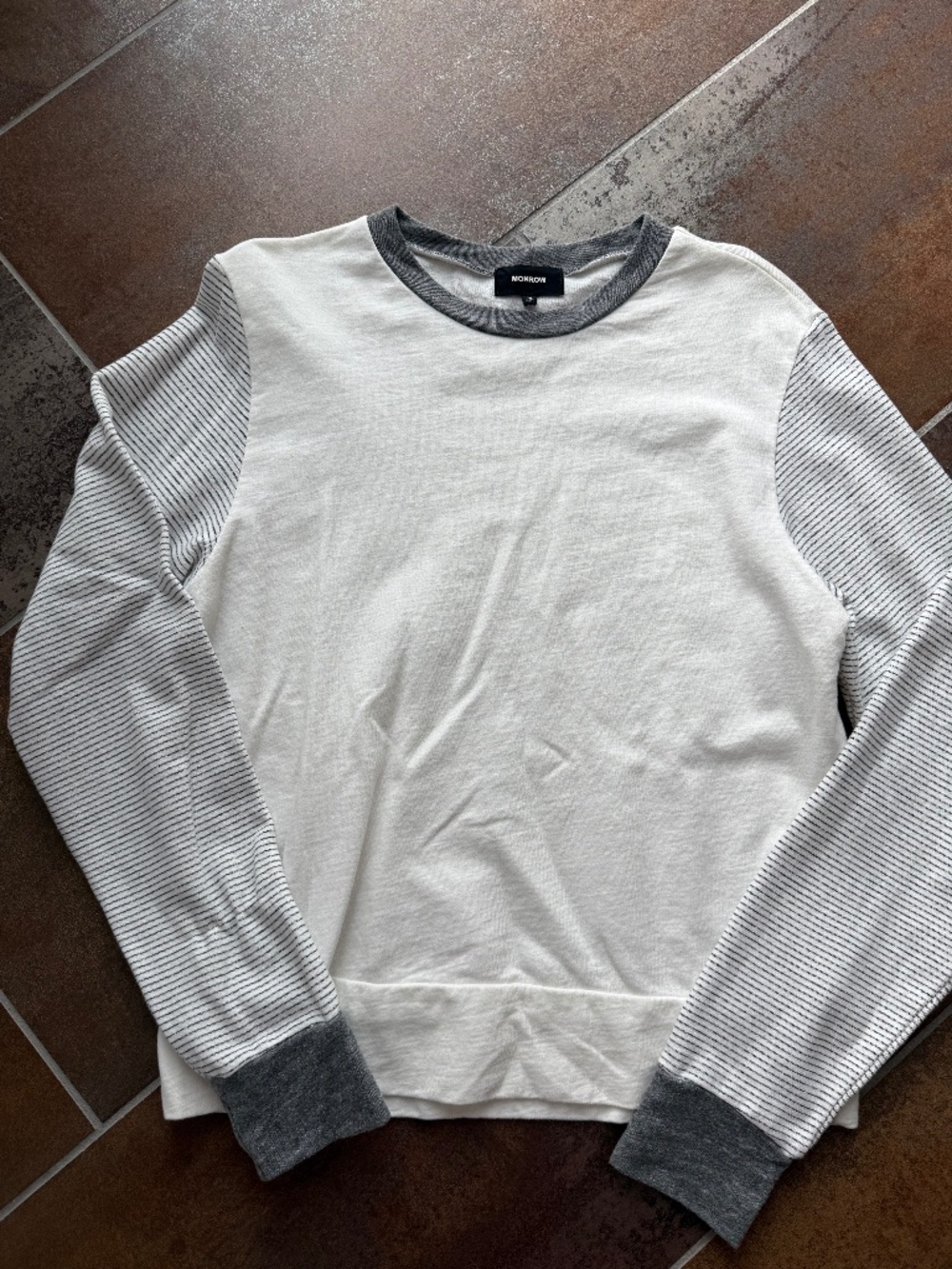 Monrow white and grey striped crewneck pullover sweatshirt
